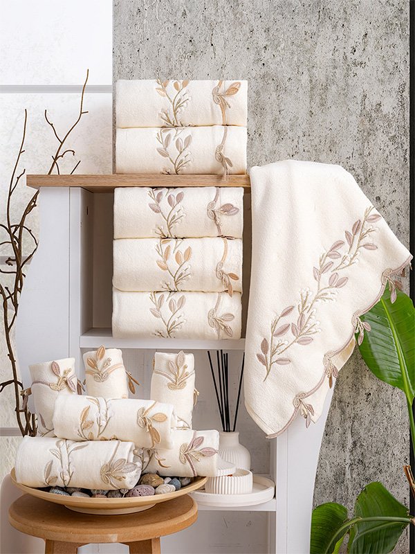 Hazangülü Rüya Kadife Krem