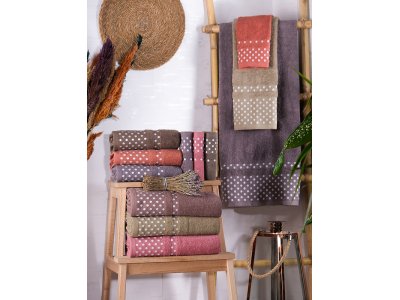 Hazangülü Noktalı Jakarlı Cotton