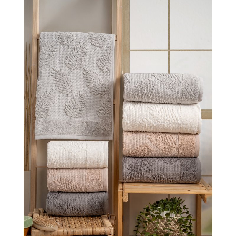 Hazangülü Petra Jakarlı Deluxe